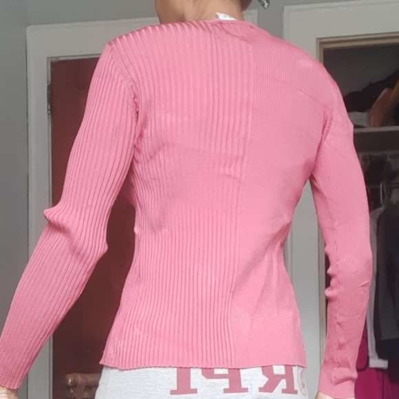 Relisted Vintage Oscar de la Renta coral cardigan - Picture 2 of 3